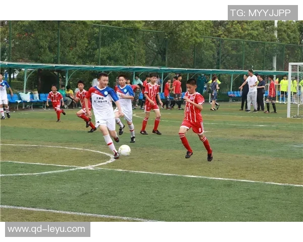 尤文图斯与城市足球集团关注休斯顿年轻中场布鲁克林瑞恩斯的转会动态